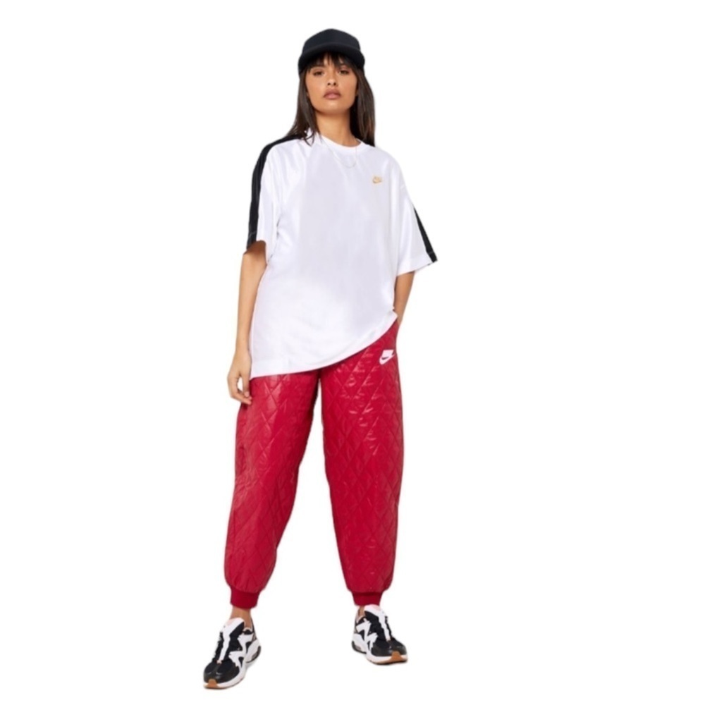 NWOT Nike Womens NSW Sport Pack Quilted Pants